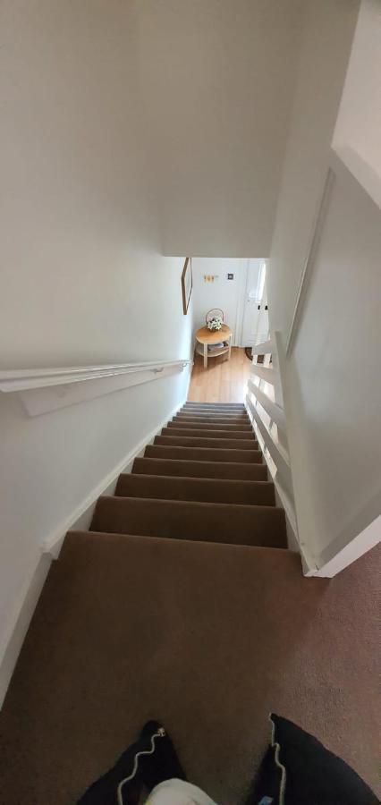 No 11 3 Bed Serviced Appartment Town Centre Girvan Exterior photo